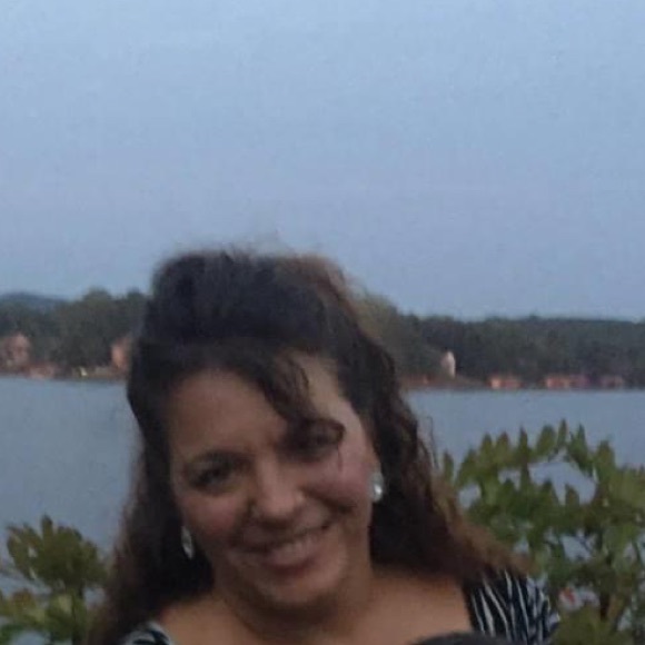 Meet your Posher, Aimee - Picture 1 of 1